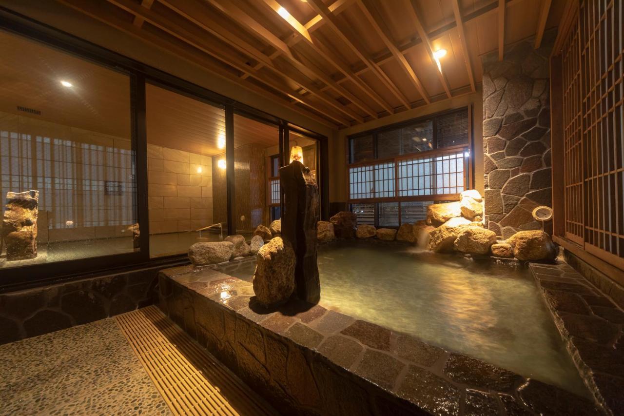 Dormy Inn Premium Namba Annex Natural Hot Spring Осака Екстер'єр фото